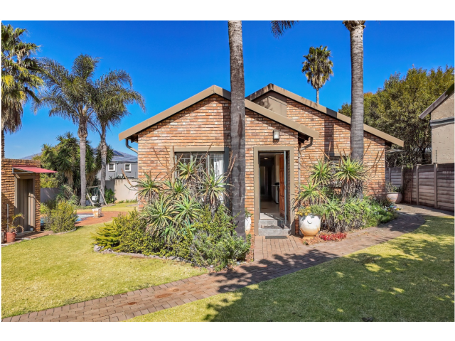 <!--[if BLOCK]><![endif]--> 767  Hestea Street, Moreleta Park, Pretoria East <!--[if ENDBLOCK]><![endif]-->